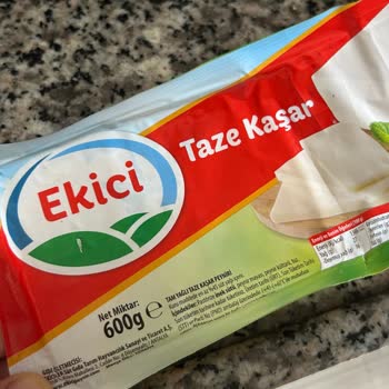 Son Kullanma Tarihi Geçmemiş Kaşar Peynirinin Küflü Çıkması Ve Denetim Eksikliği