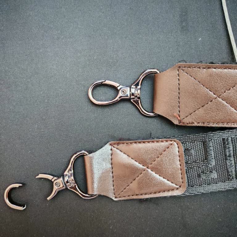 Paul Mark Çantanın Askı Halkası Kısa Sürede Koptu, Garanti Kapsamı Dışında Bırakıldı