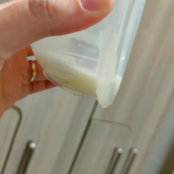 Göğüs Pompası Alt Kısmından Süt Akıtıyor Çözüm Bulamıyorum