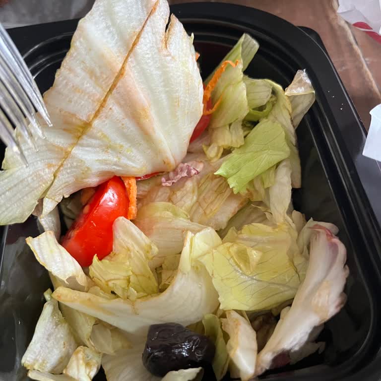 Hijyensiz Salata Ve Tekrarlayan Sorunlar: Ücret İadesi Talebim