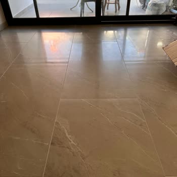 Qua Granite Seramiklerde Üretim Hatası Ve Hayal Kırıklığı
