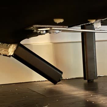 Kırık Koltuk Teslimatı Ve Eksik Gardırop: Çözüm Sunulmuyor