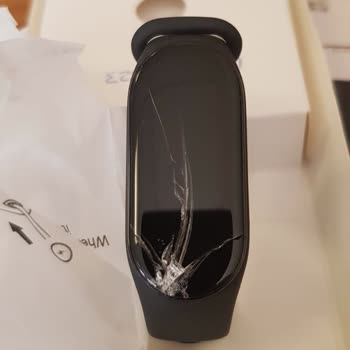 TikTok Üzerinden Alınan Akıllı Saatlerin Kırık Ve Eksik Gelmesi Mağduriyet Yarattı