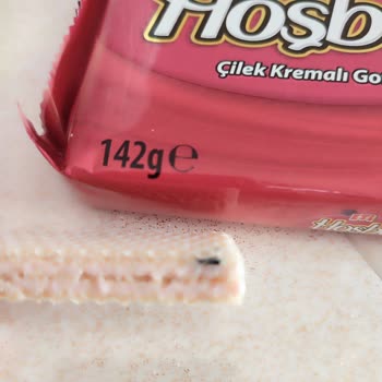 Eti Hoşbeş Gofretin İçinde Siyah Madde Buldum Firma Dönüş Yapmıyor