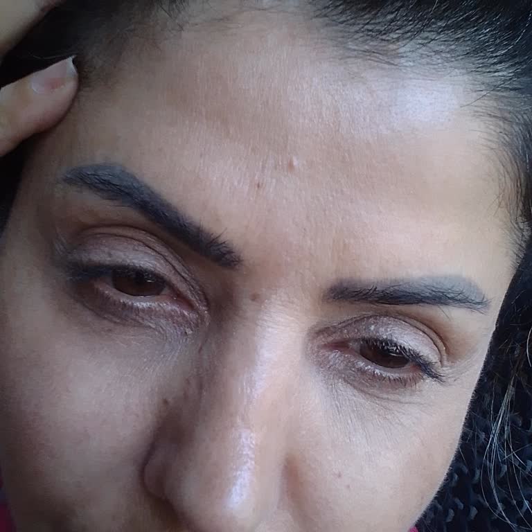 Kaş Pudralama İşleminden Memnun Kalmadım, Ücret İadesi Talep Ediyorum