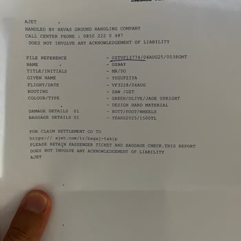 Ajet Uçuşunda Valizim Zarar Gördü, Yetersiz Çözüm Sunuldu