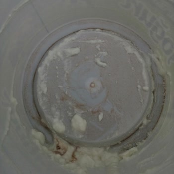 Yoğurt Ambalajında Tozlu Görüntü Tüketimi Zorlaştırdı