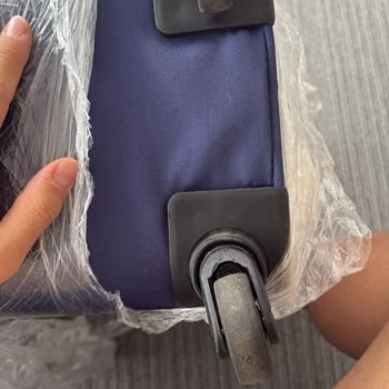 Kırık Valiz, İade Sürecinde Çözüm Yok: Amazon Ve Kolay Gelsin Mağdur Etti