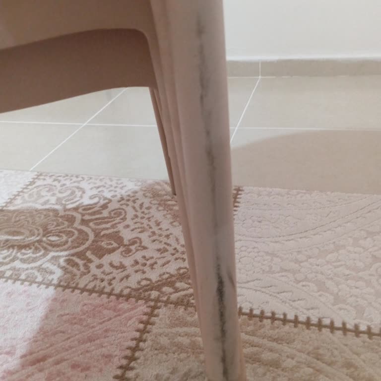 Yanlış Renk Ve Lekeli Ürün, Müşteri Hizmetlerinden Dönüş Yok!