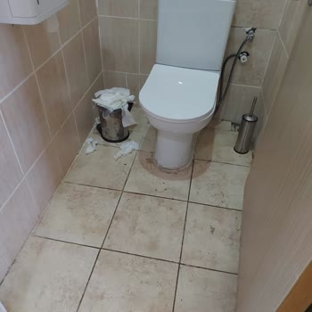 Risus Beach Hotel'de Temizlik Ve Oda Mağduriyeti Yaşadık