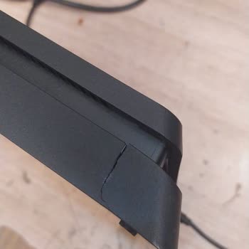 Kargo Sırasında Hasar Gören PlayStation 4 İçin Aylardır Çözüm Alamıyorum