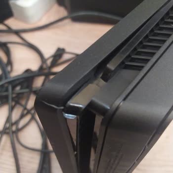 Kargo Sırasında Hasar Gören PlayStation 4 İçin Aylardır Çözüm Alamıyorum