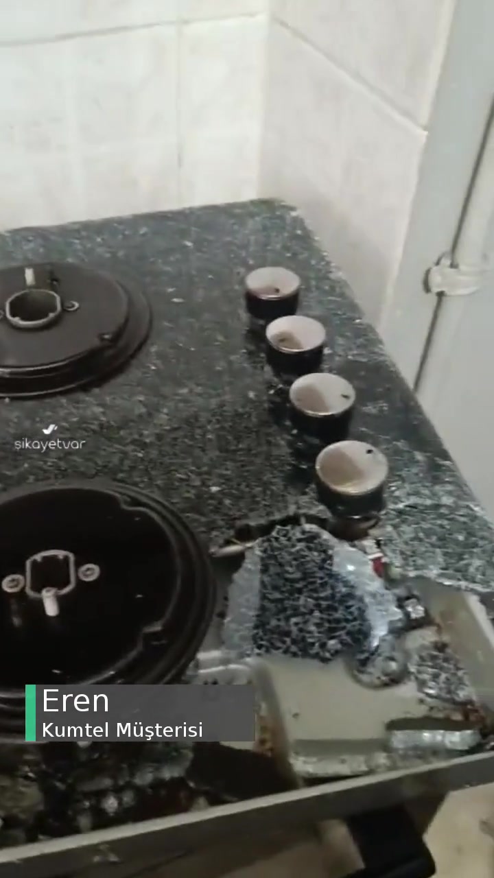 Kumtel Ocağın Camı Patladı, Cam Çiziği Yaralanmasına Sebep Oldu! videonun kapak resmi