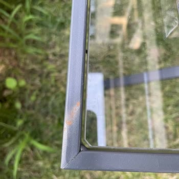 Paslanmaz Denilen Oturma Grubu Bir Haftada Paslandı, Koçtaş İade Sürecinde Oyalıyor