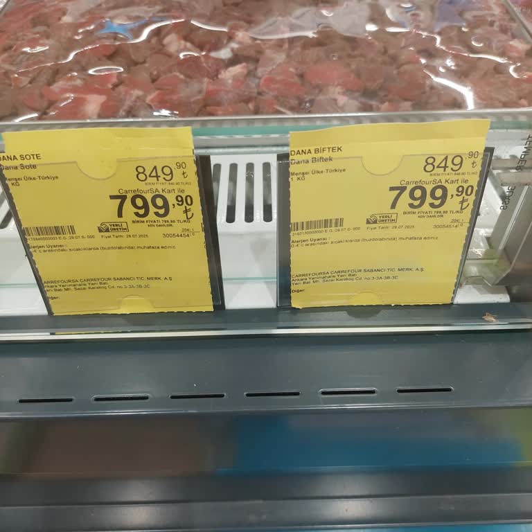 Kasap Reyonunda Personelin Müşteriye Bağırarak Davranması Ve Müdür Eksikliği