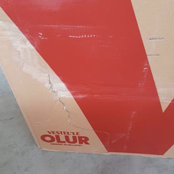 Hasarlı Teslimat Sonrası İade Edilmeyen Ücret Ve İletişimsizlik Mağduriyeti