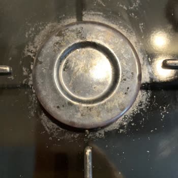 Siemens Set Üstü Ocakta Kısa Sürede Paslanma Ve Leke Sorunu, Garanti Kapsamında Çözüm Bekliyorum