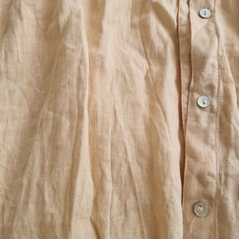 Keten Gömlekte İlk Yıkamada Belirgin Renk Solması Ve Mağaza Çözüm Sunmuyor