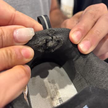 Yeni Alınan Ayakkabının Kısa Sürede Topuk Kısmı Açıldı Değişim Reddedildi