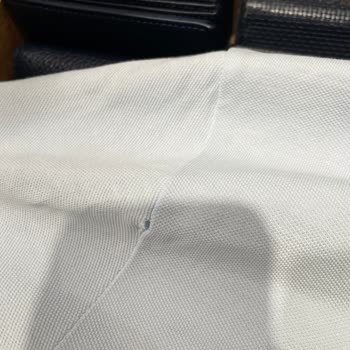 T-shirtte Dikiş Hatası Ve Uzayan İnceleme Süreci Nedeniyle Mağduriyet