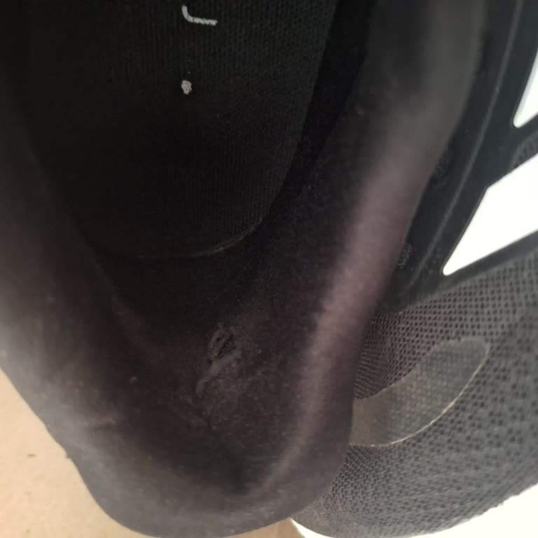 10 Gün İçinde Topuğu Patlayan Ayakkabıya Kullanıcı Hatası Denilerek İade Reddedildi