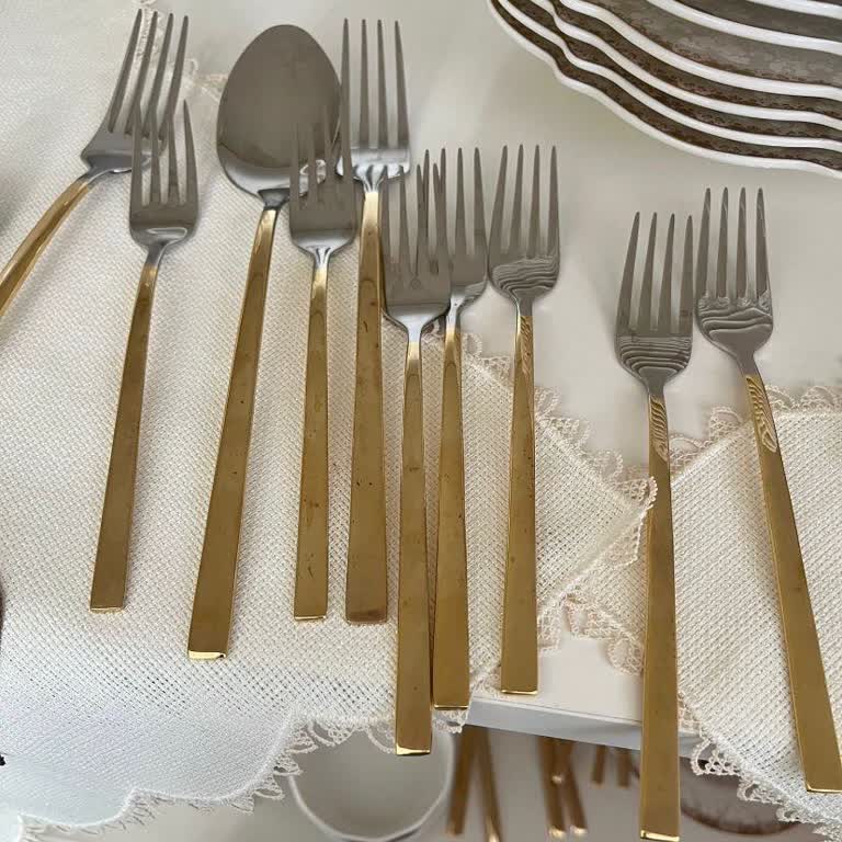 Aldığım Çatal Kaşık Seti Paslandı, Değişimde Farklı Ürün Verildi