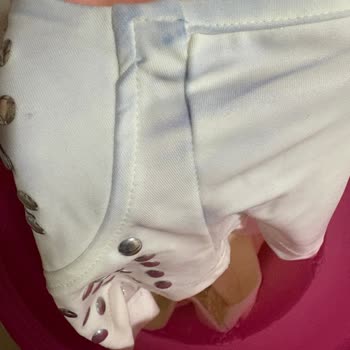 Yeni Aldığım Hırka Kıyafetlerime Mavi Boya Bulaştırdı