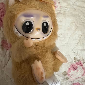 Yeni Aldığım Hırka Kıyafetlerime Mavi Boya Bulaştırdı