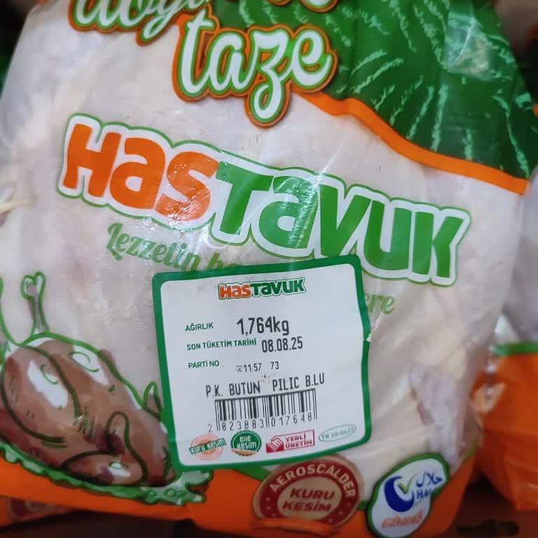 A101 Mağazasında Son Kullanma Tarihine Yakın Tavuk Satışı Ve Dağınık Mağaza Düzeni