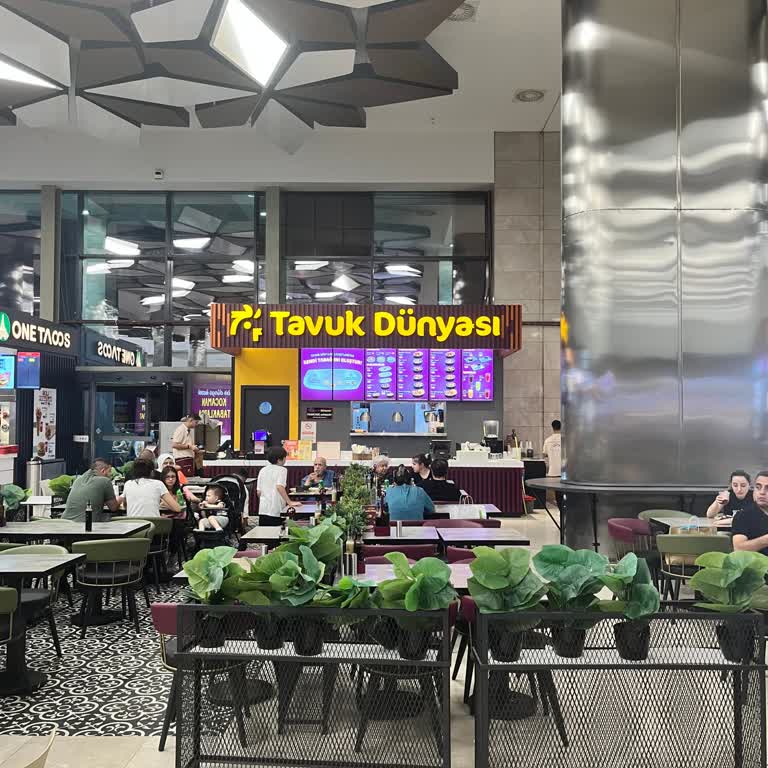 Metromall Tavuk Dünyası Şubesinde Ürün Eksikliği Ve İlgisiz Hizmet