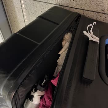 Bavulum Zarar Gördü, Eşyalarım Kayboldu: Mağduriyetimin Giderilmesini İstiyorum