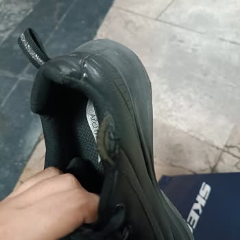 Kısa Sürede Yırtılan Ayakkabıya Çözüm Sunulmuyor