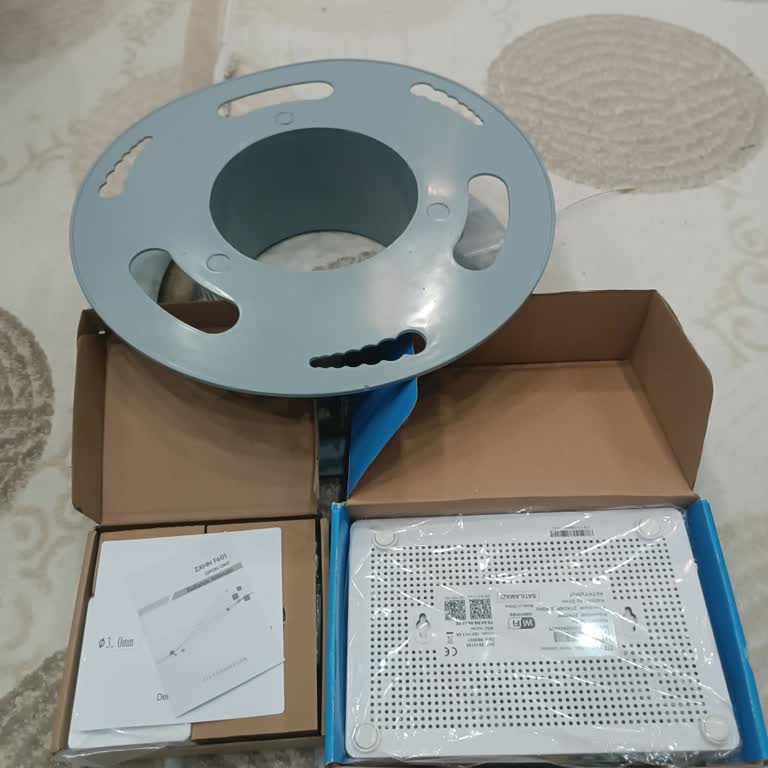 Taşınma Sonrası Modem Ve Kablo Karmaşasıyla Kurulum Yapılmadı