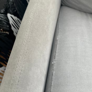 Garanti Kapsamında Koltukta Dikiş Açılması Ve Çözüm Sunulmaması