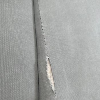 Garanti Kapsamında Koltukta Dikiş Açılması Ve Çözüm Sunulmaması