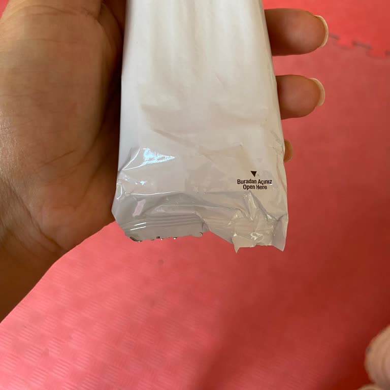 Biscolata Stix Paketinde Açık Jelatin Ve Bayat Ürün Sorunu Yaşadım!