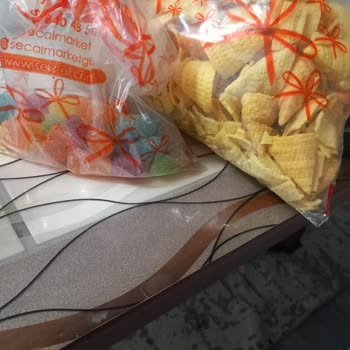 Balıkesir Seçal Kuruyemiş'te Hijyen Sorunu Ve Ürünlerde Yabancı Madde Şikayeti