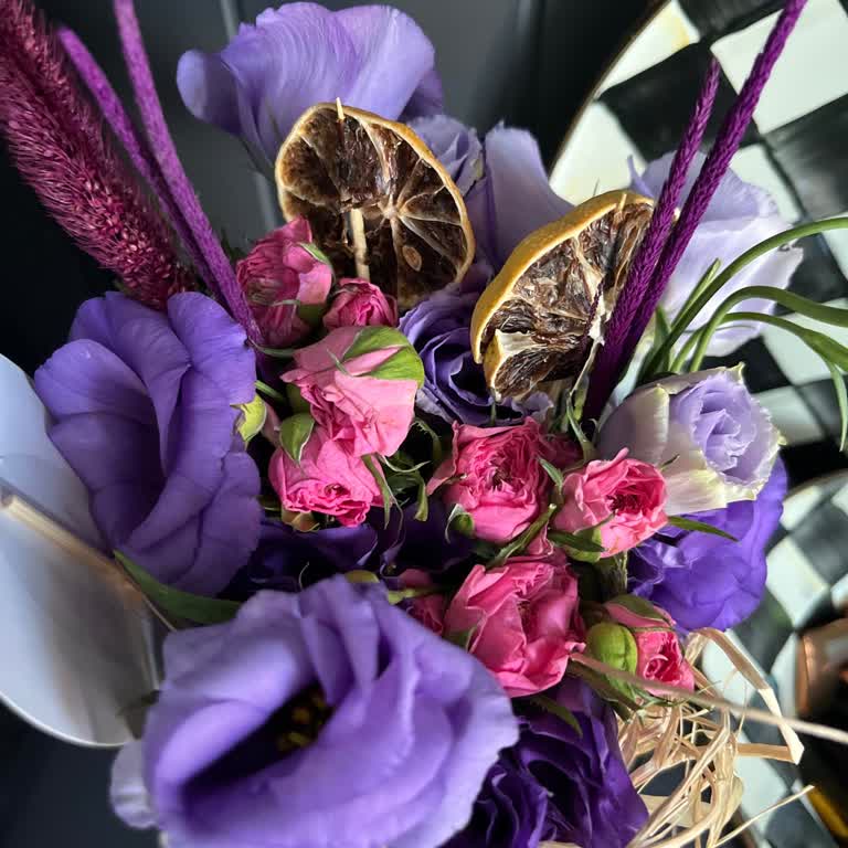 Çiçek Sepeti Ölü Ve Özensiz Çiçek Gönderimi Özel Günümü Mahvetti