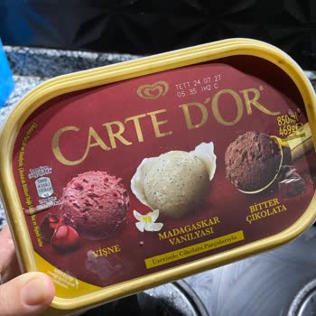 Dondurmanın İçinden Çıkan Plastik Parça Sağlığımızı Tehlikeye Attı