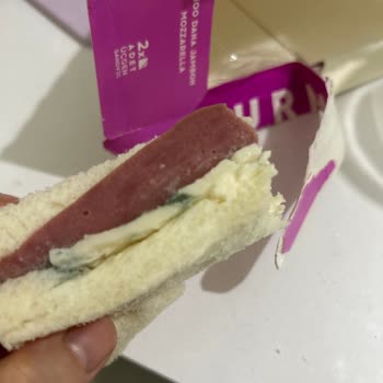 Dardanel Küflü Sandviç Satışıyla Sağlığım Tehlikeye Atıldı!