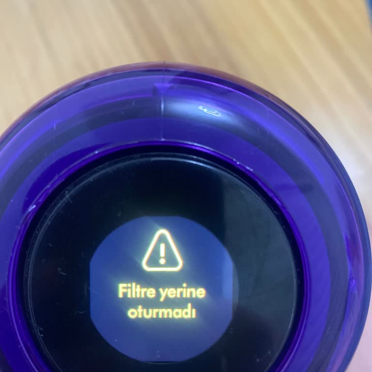 Dyson V12 Süpürge Filtre Sorunu Ve Garanti Talebi