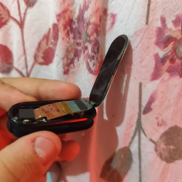 Mi Band 6 Saatimin Ekranı Durduk Yere Çıktı Ve Çalışmıyor
