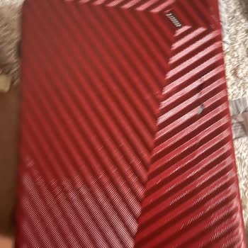 I Received a Broken Suitcase and Delayed Delivery from Air Montenegro Flight