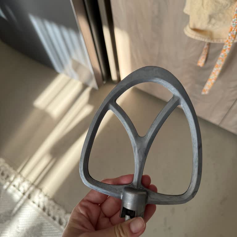 Yeni Alınan Mikser Aparatı İlk Yıkamada Karardı Ve Leke Bıraktı