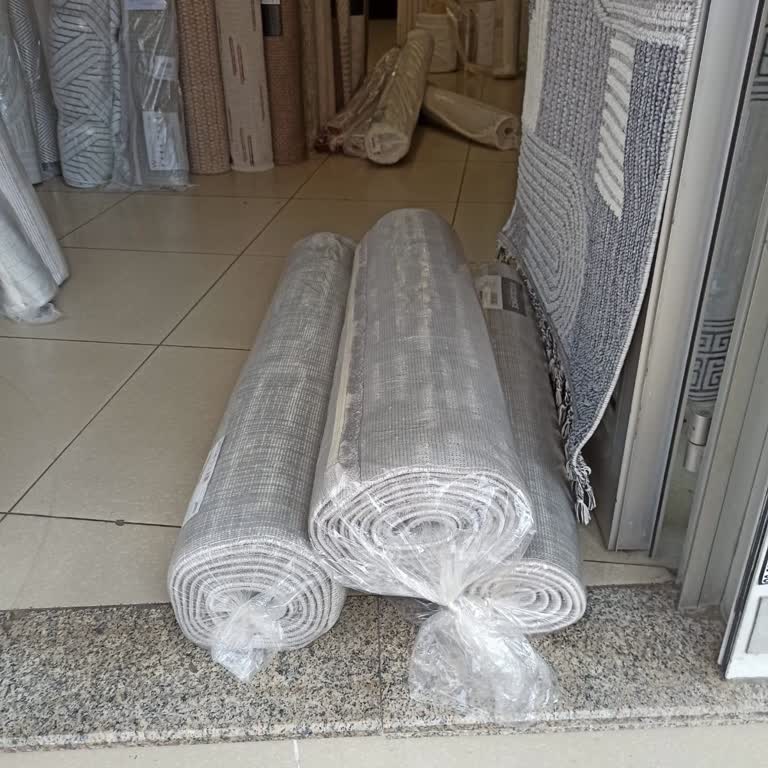 Halıda Çökme Sorunu, Kaba Çalışanlar Ve Fiyat Tutarsızlığıyla Mağduriyet Yaşadım