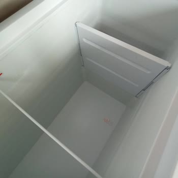 Yeni Alınan Derin Dondurucuda Çatlak Çıktı, Değişim Talebim Karşılanmıyor