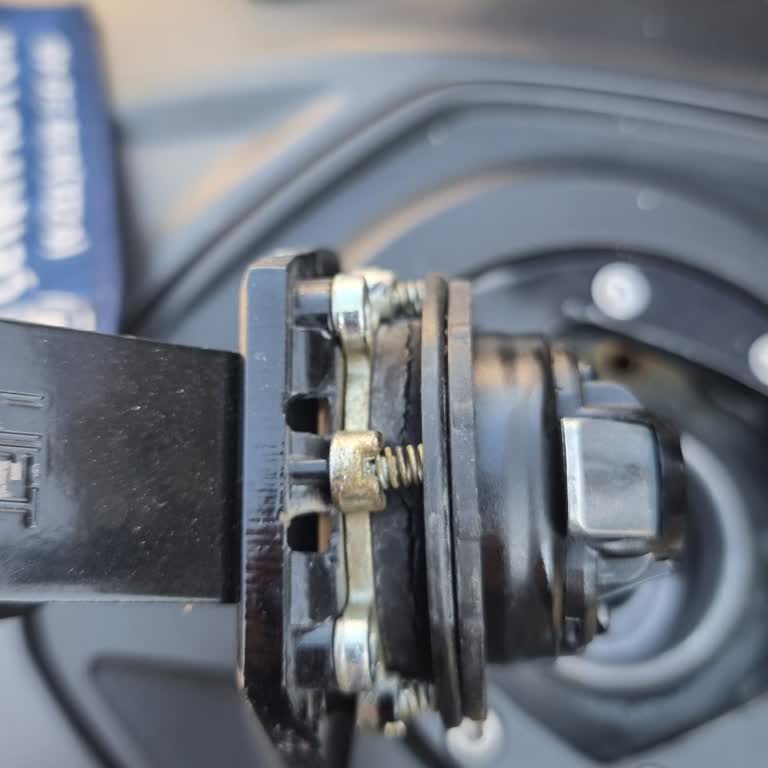 Dominar 400 Yedek Parça Temini Ve Müşteri İletişimine Ulaşılamıyor