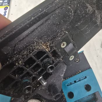 Aldığım Akülü Kesim Motoru Arızalı Çıktı, Firma İletişime Geçmiyor