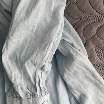 @mosdesignofficial Elbise Kirli Şekilde Ulaştı