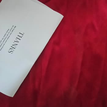 Yüksek Fiyatlı Elbisenin Defolu Ve Kırışık Gönderilmesi Nedeniyle Hayal Kırıklığı